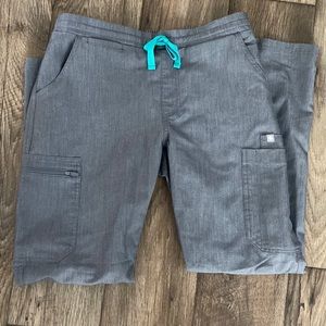 Figs yola skinny scrub pants